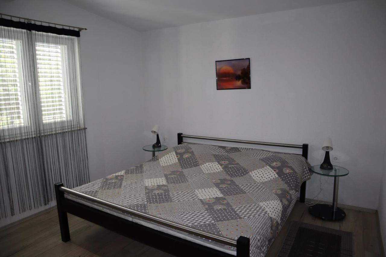ויר Apartmani Sanja מראה חיצוני תמונה