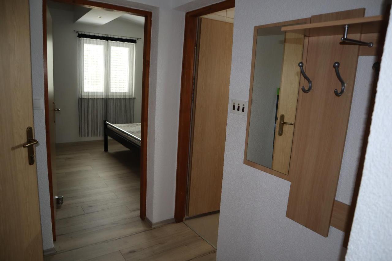 ויר Apartmani Sanja מראה חיצוני תמונה