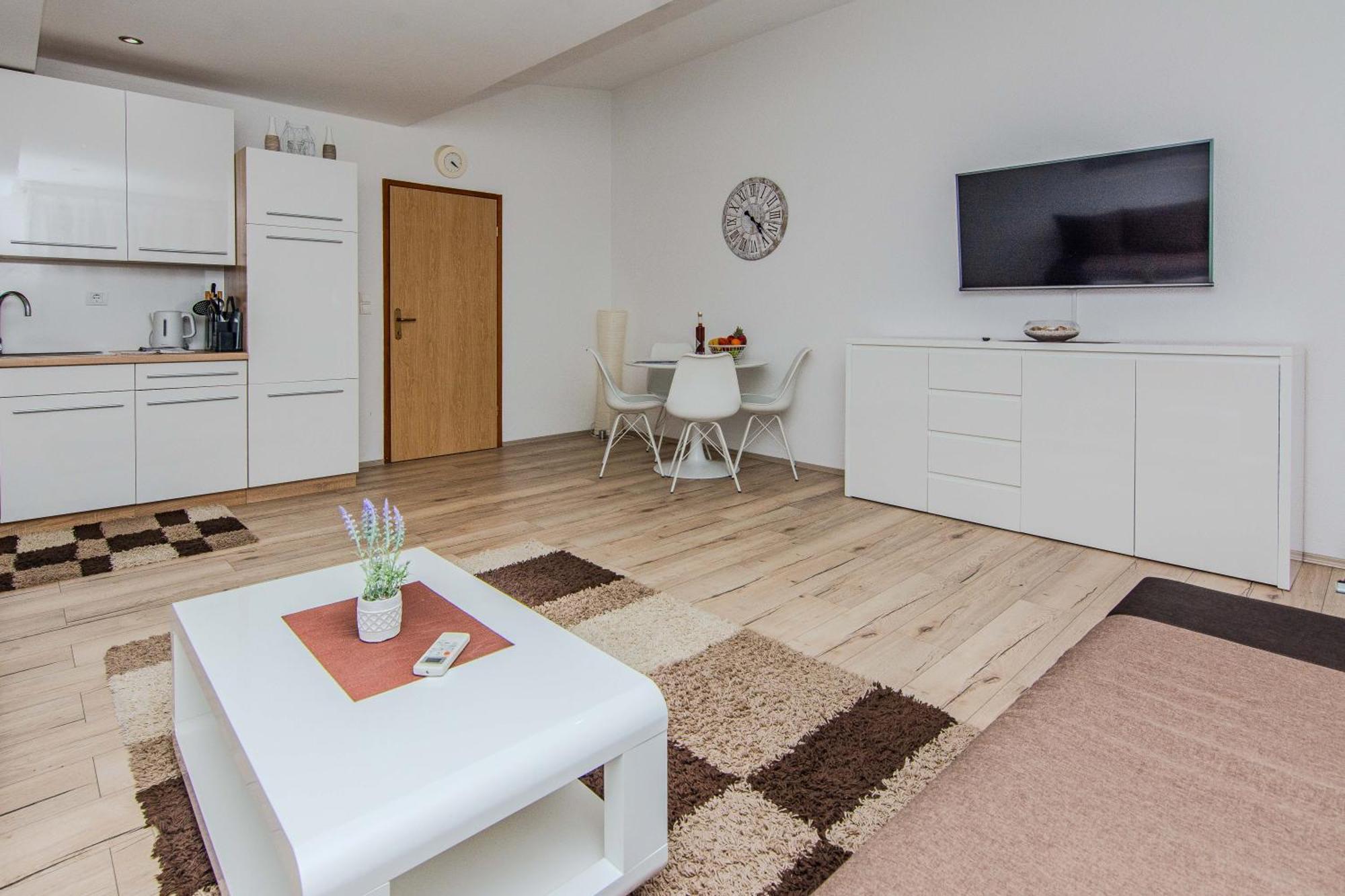ויר Apartmani Sanja מראה חיצוני תמונה